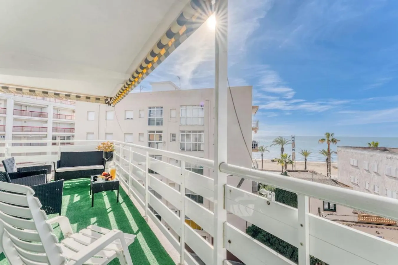 Penthouse Salou 3Br Chill Out 50M Beach 0*,  Spain